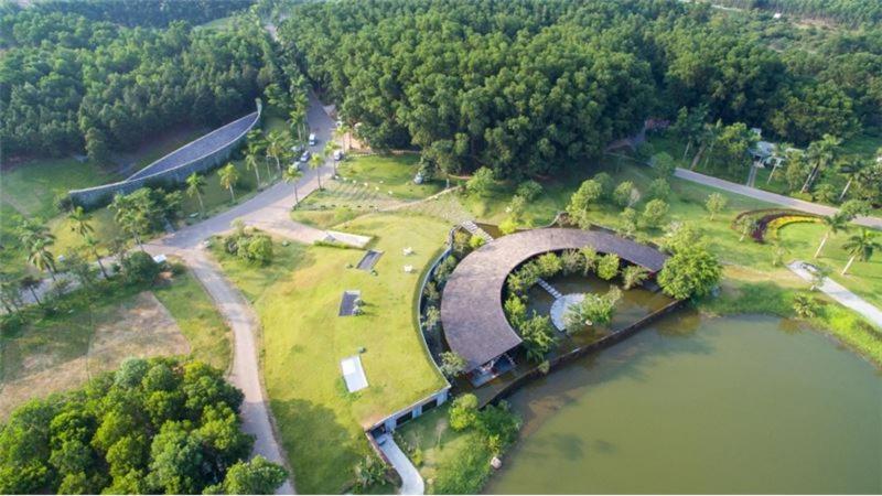 Flamingo Dai Lai Resort - By Bay Luxury Vinh Yen Dış mekan fotoğraf